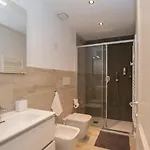 Apartment Rock Colletta